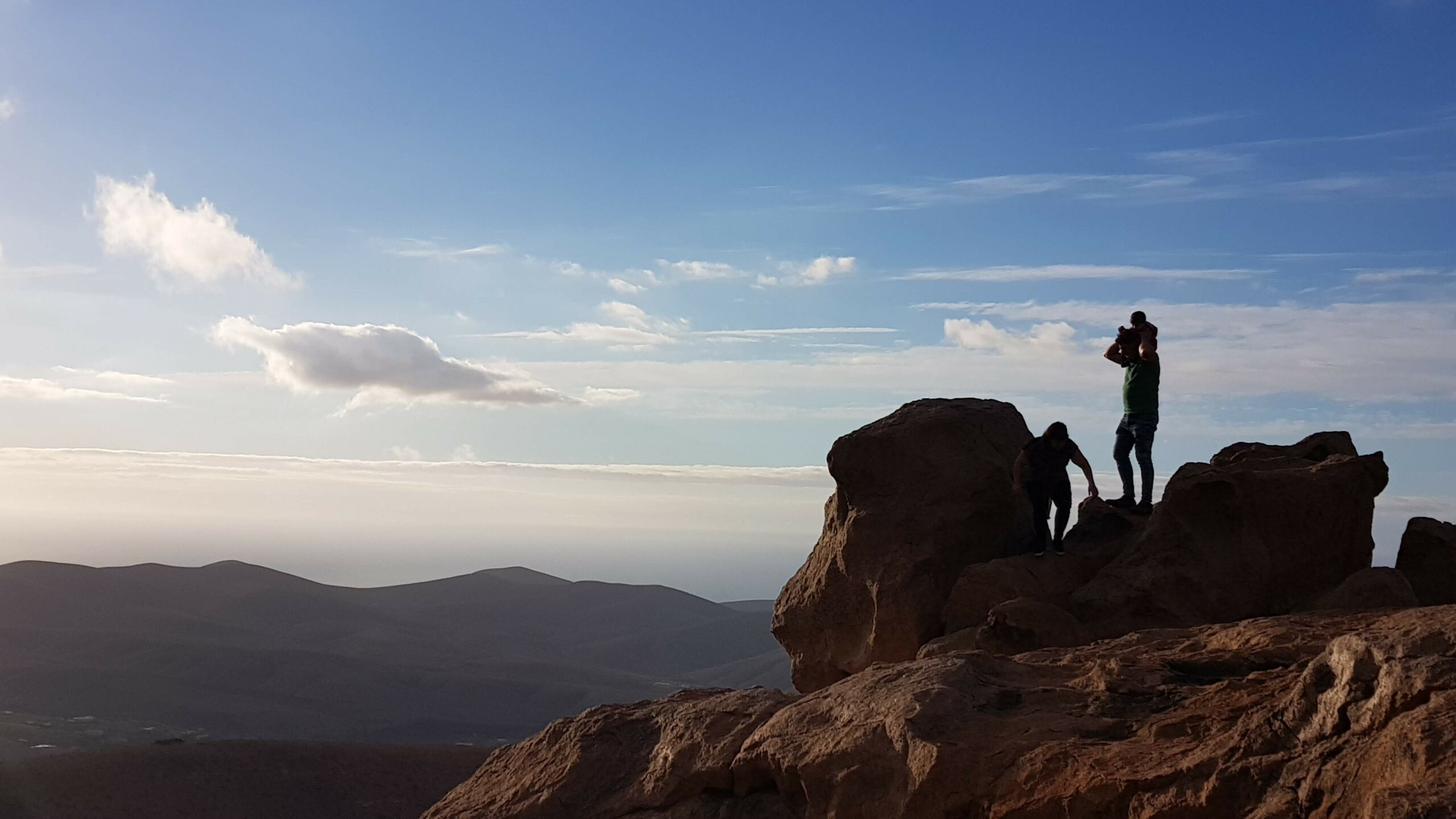 20181126 180051 scaled.jpg